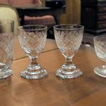84 4012 GLASSERVISDELAR